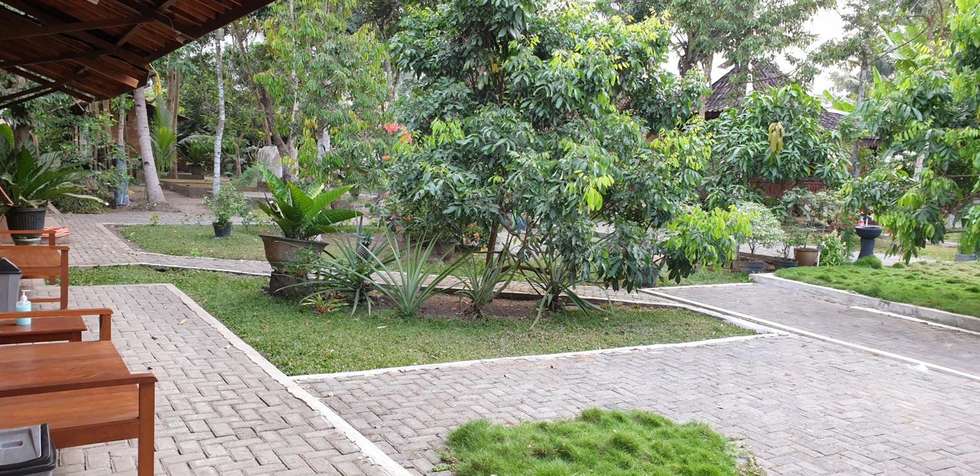 Anugrah Borobudur Magelang Exterior photo